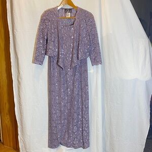 Alex Evenings Lace & Sequin Sleeveless Gown with Matching Jacket - Women size 8